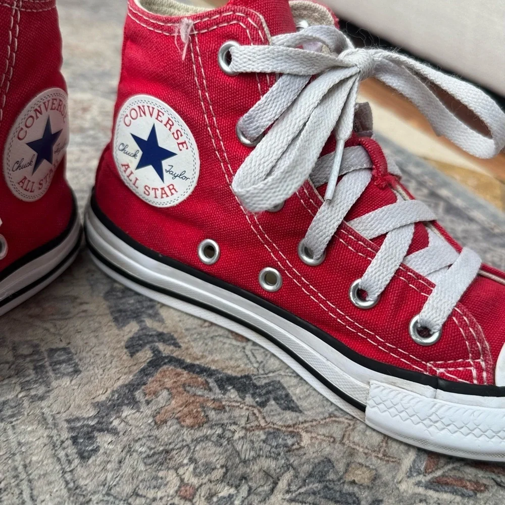 Converse Chuck Taylor All Star High Top Red Canvas Sneakers Youth Size 12